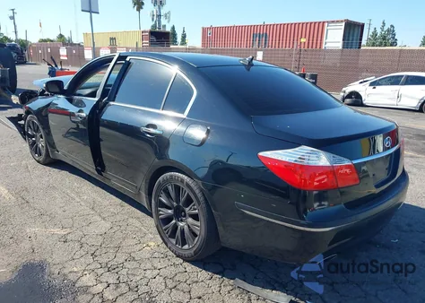 2011 Hyundai Genesis 3.8 from USA, damaged, VIN KMHGC4DE5BU114635